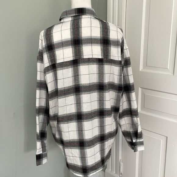 Dazy Black Red White Flannel Shirt Soft Long Size Medium oversized - Picture 3 of 6